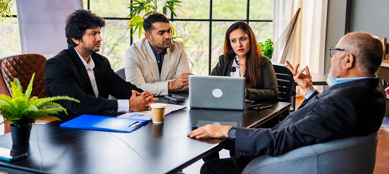 Northern Arc placements team in discussion with investor partners